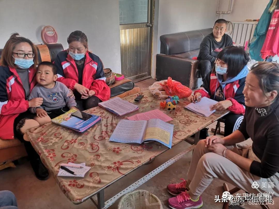 疫情无情人有情教师家访暖人心,教师暑假上门家访关爱学生暖人心