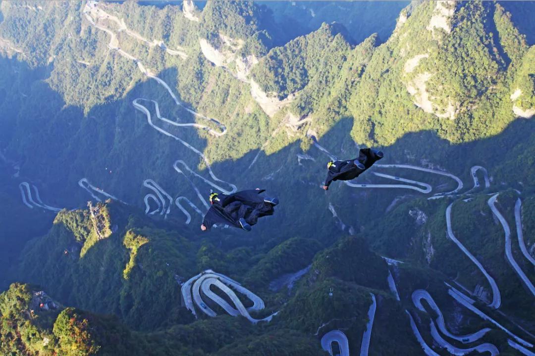 带你了解翼装飞行,翼装飞行为什么还能由低而高