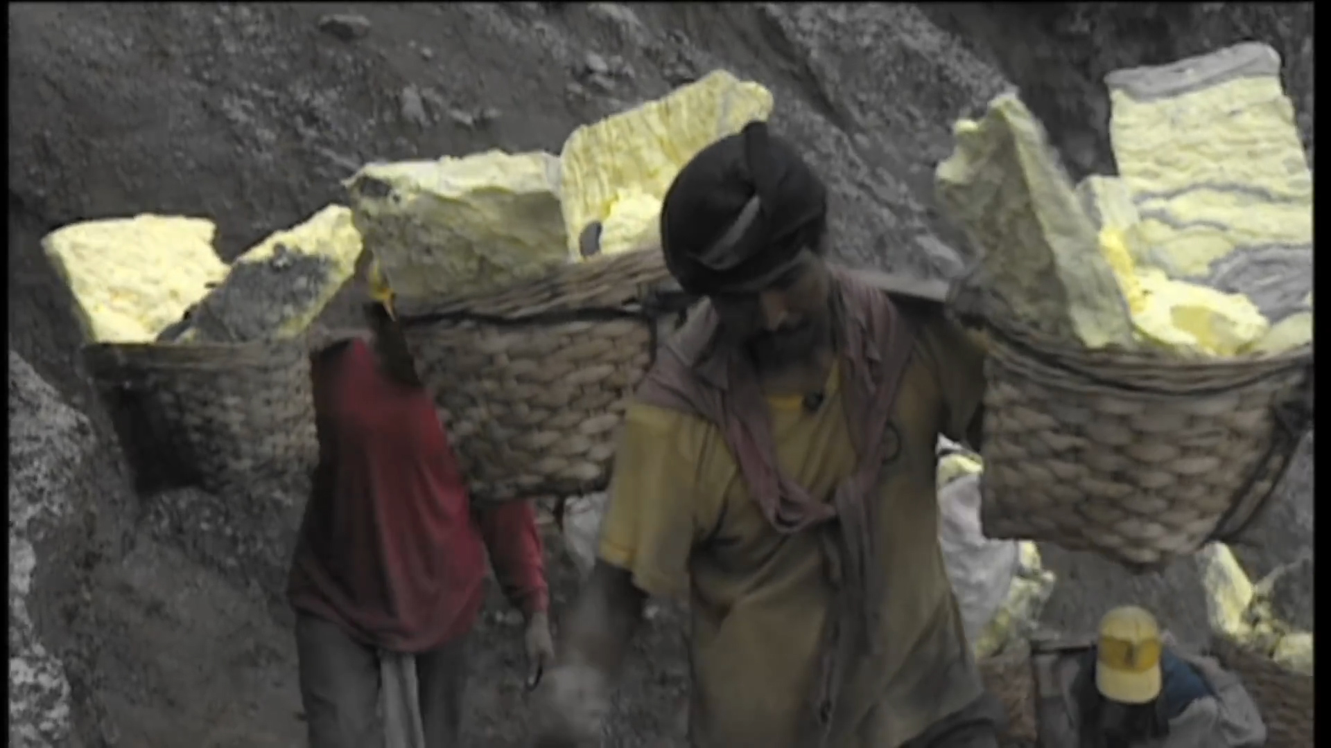 硫磺矿工寿命多少,硫磺矿工最危险的工作