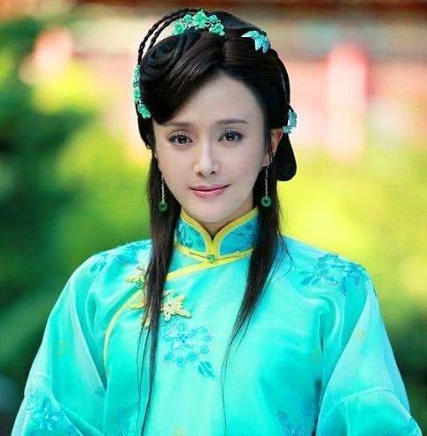 那些一刀切削骨的明星还好吗？后遗症一大堆，小方脸成最大赢家