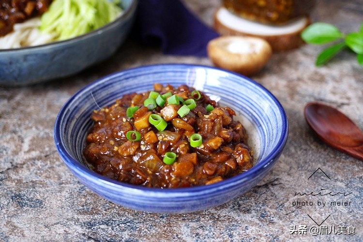 夏天就想吃一碗冷面,夏天必吃这一道麻酱凉面