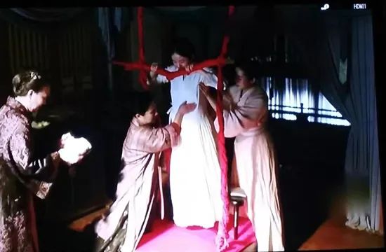 生宝宝的时候坐姿,生宝宝前需要怎么睡姿