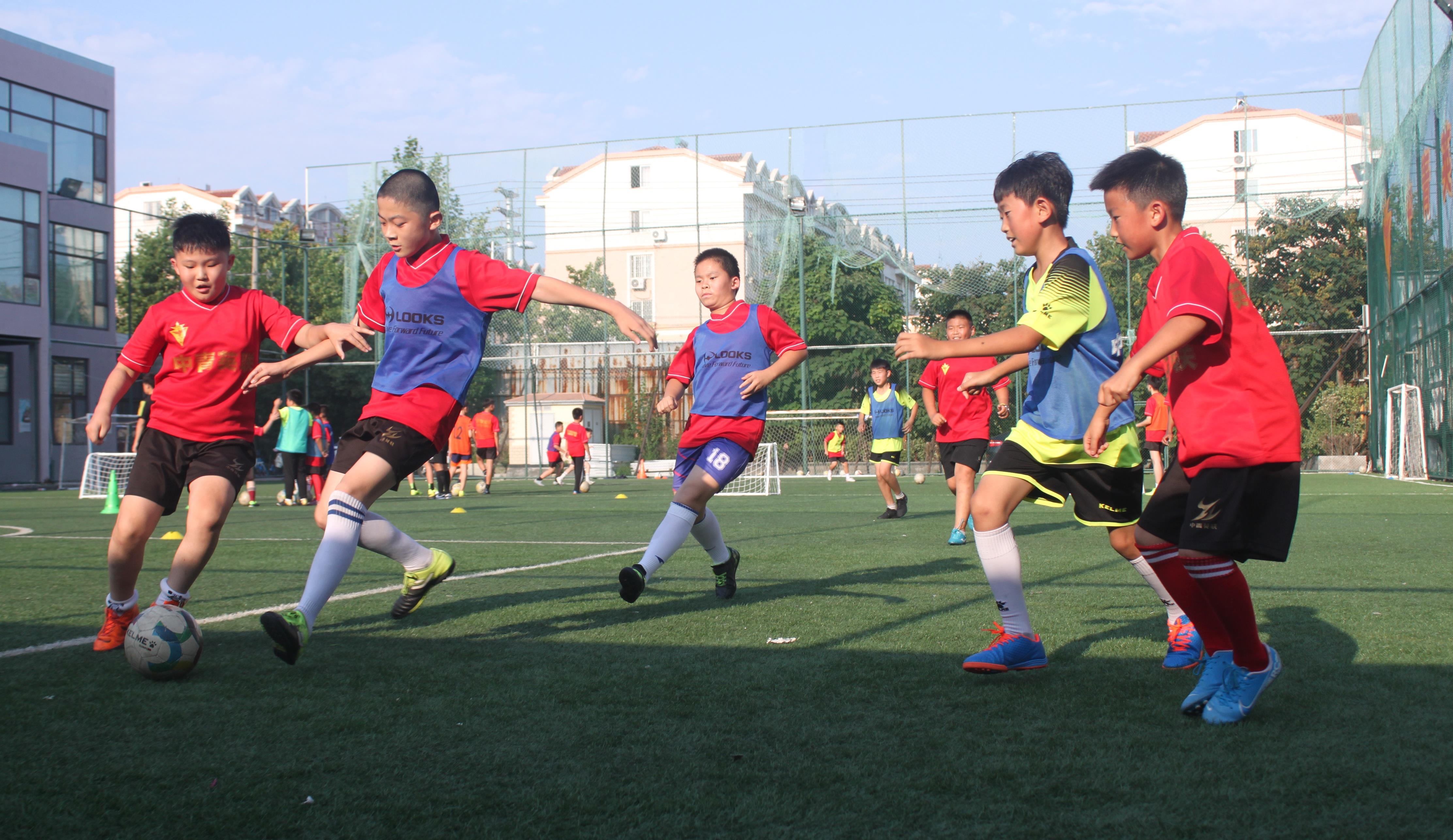 中国足球青少年足球夏令营,鲜衣怒马不负韶华山东