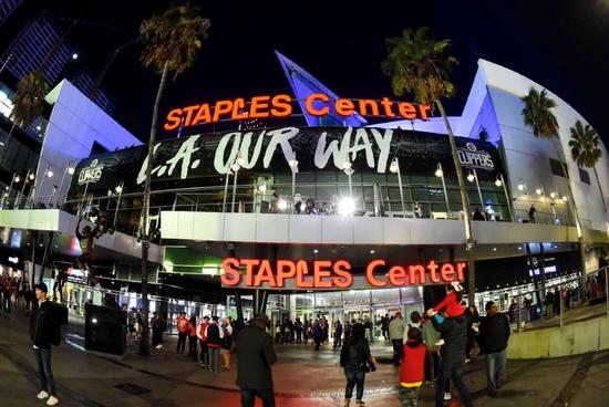 让詹皇起鸡皮疙瘩，让冷面小卡激动不已，斯台普斯到底有多神奇？