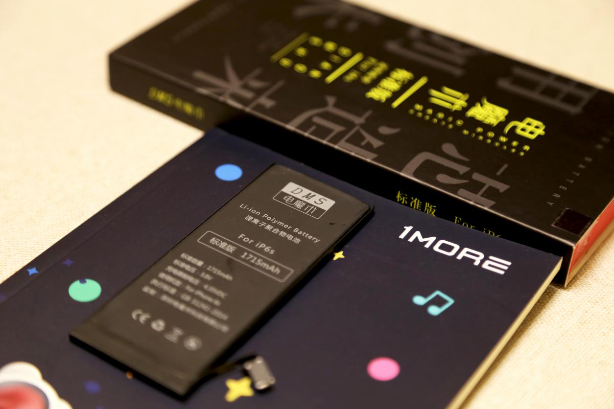 苹果se手机换过电池还值得买吗 (iphonese可以换8的电池吗)