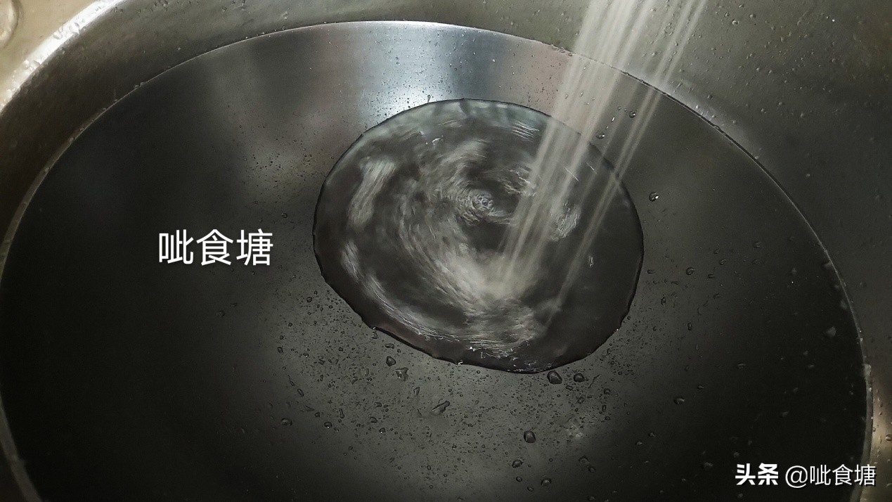 开锅失败了锅底粘怎么补救,如何正确的开锅养锅