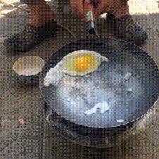 普通铁锅如何煎鸡蛋,几十块钱的熟铁锅不开锅