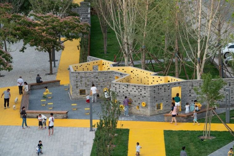 被这波互动设计，治好了带孩子的焦虑