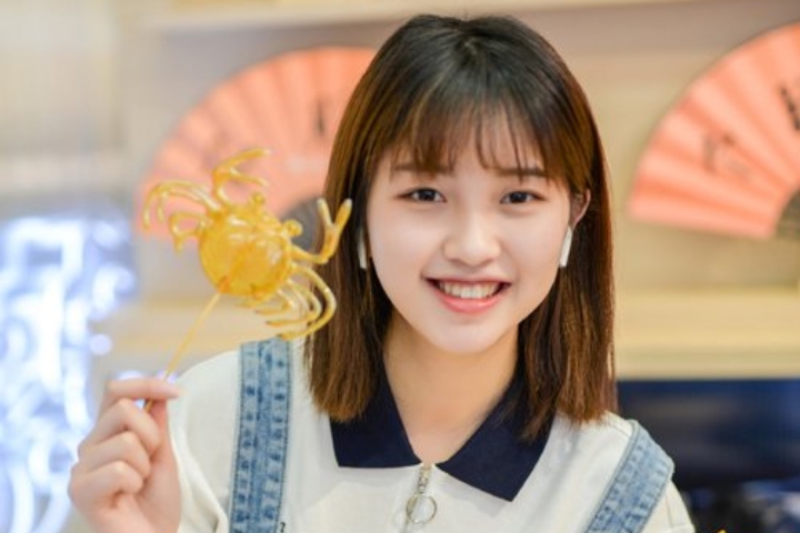 圆脸女生适合哪种发型和图片,分享8款圆脸女生适合的发型图片