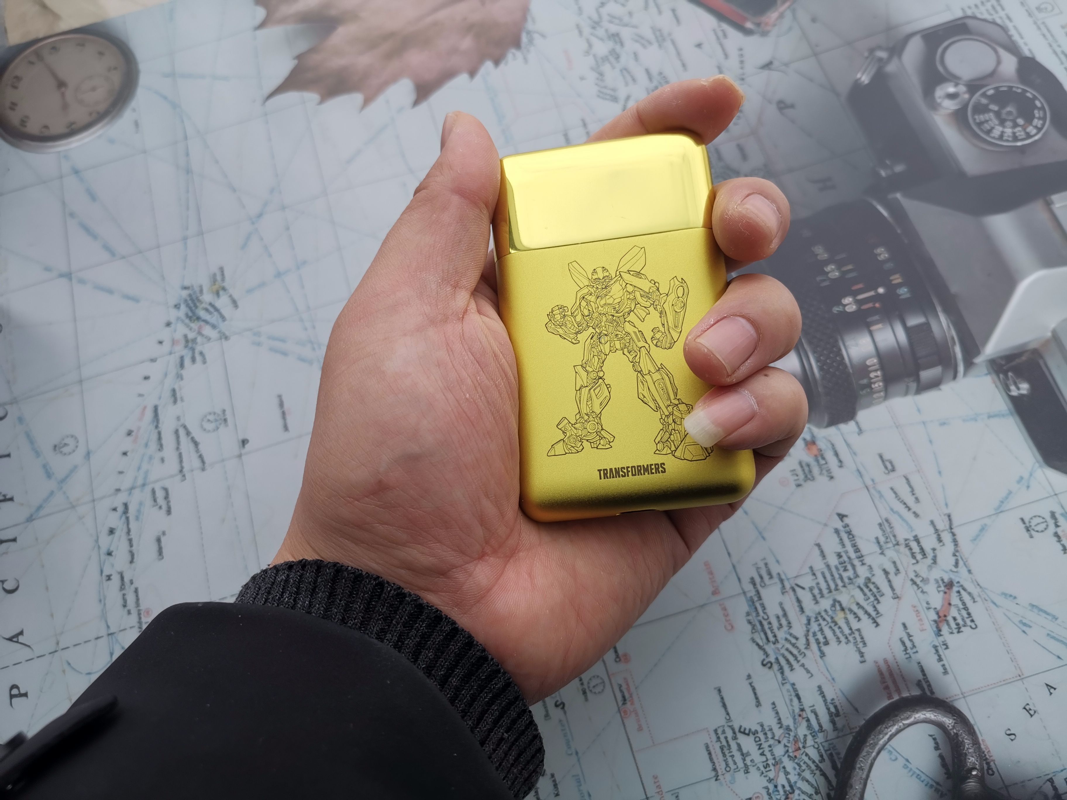 须眉电动剃须刀变形金刚,须眉变形金刚剃须刀