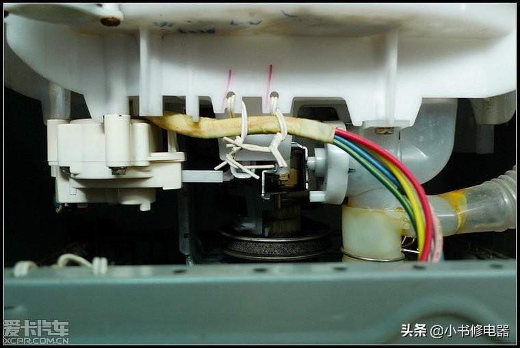 西门子洗衣机常见e18故障维修方法,全自动洗衣机常见故障维修100例