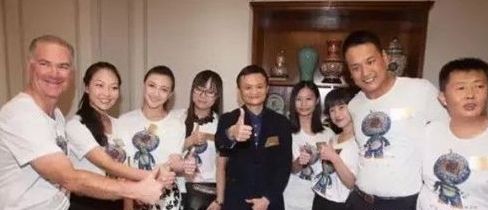 疫情中感动人的快递员,疫情国家勋章获得者