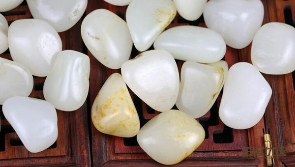 教你买珠宝少走弯路,买珠宝你不知道的小秘诀