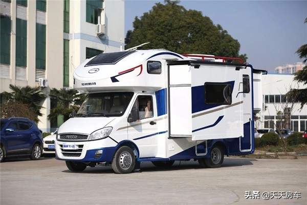 2018拓锐斯特房车经典款,拓锐斯特2022款房车c型菁英版
