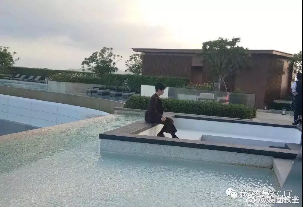这才是成熟男人的pose,经典的pose男
