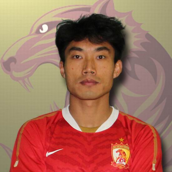 媒体拿国脚年薪与募捐对比，“道德绑架式逼捐”也不能拿足球开刀