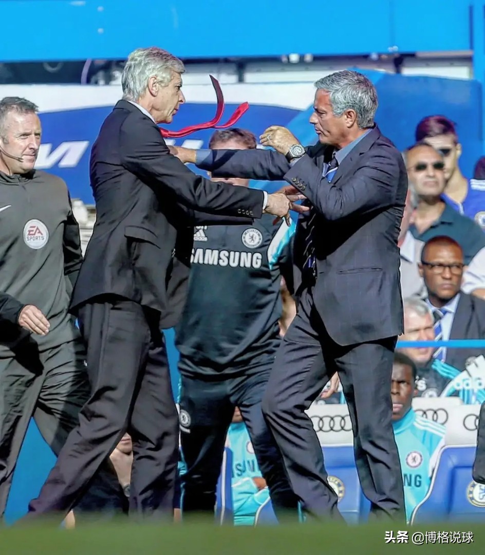 又杠上了!穆里尼奥和温格十数年的恩怨情仇,究竟谁是谁非?