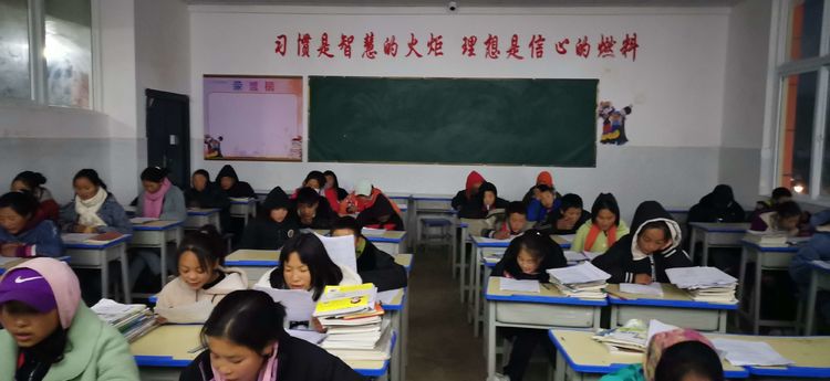 顶风冒雪抗严寒，战天斗地忍饥饿-布拖纪实