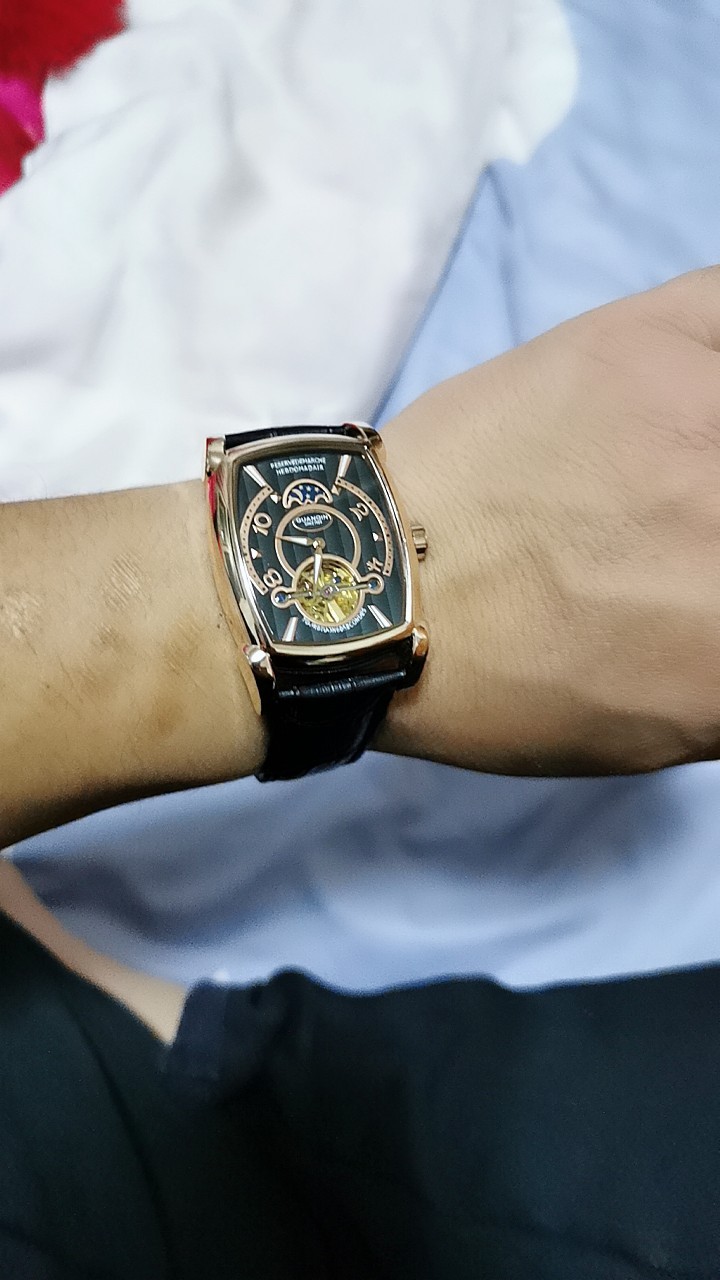 主流腕表表款和价格,手表潮流智能表有哪些系列