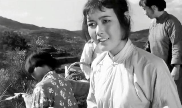 杨雅琴苦菜花图片,杨雅琴悲剧人生