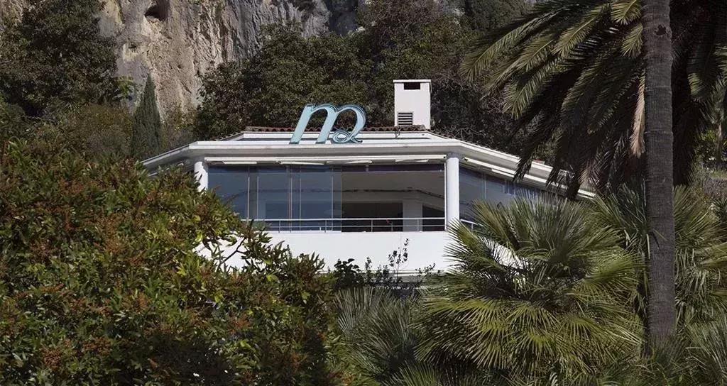 唯美食与爱不可辜负上下句,唯美食和爱不可辜负出自哪里