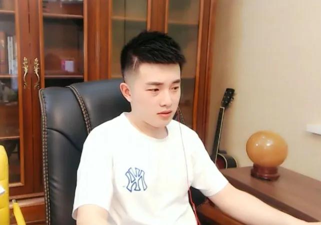 yy雨轩怎么挣钱,yy主播雨轩回归