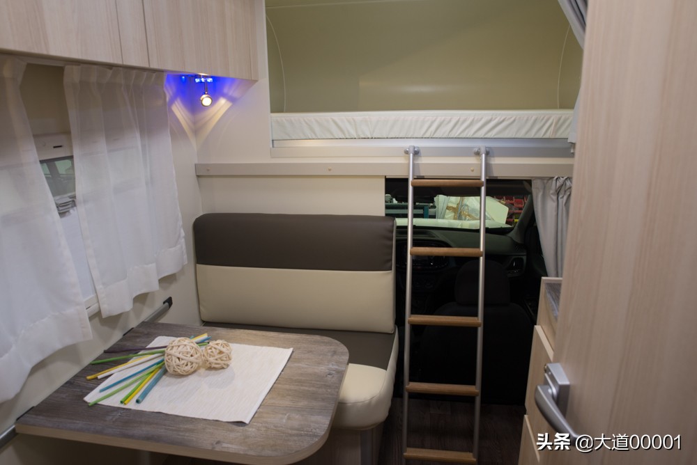 皮卡房车最佳方案布局,皮卡房车后置厨房布局