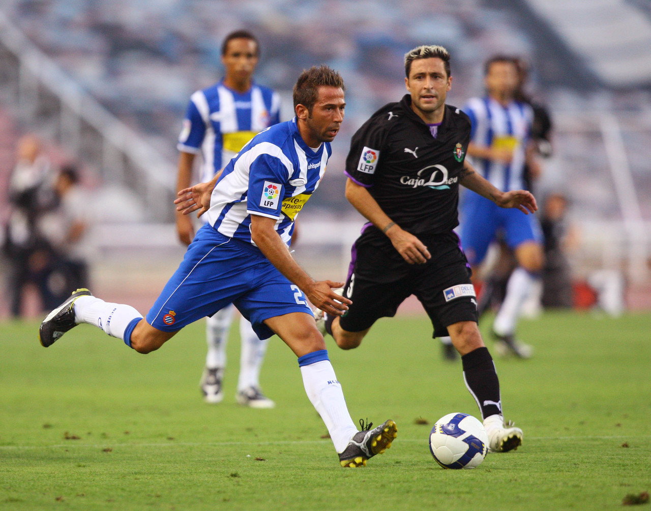 西班牙人评论武球王,西班牙人对武球王评价