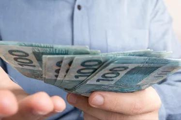 出国旅游过海关被扣是什么原因,出国旅游被海关劝返视频