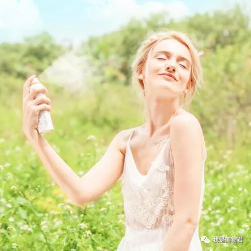 夏日必备补水喷雾推荐分享,夏日必备定妆喷雾推荐