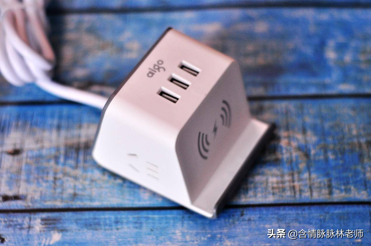 新款国标usb充电插座,5孔插座usb快充