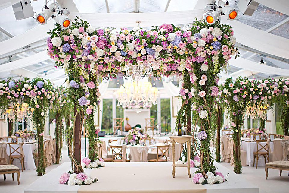 花艺师除了花艺还需要什么技能,如何成为一个专业的花艺师