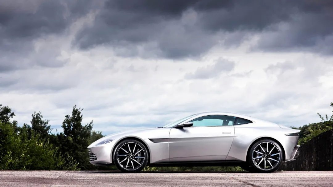 路虎揽胜广告植入,路虎最硬核广告