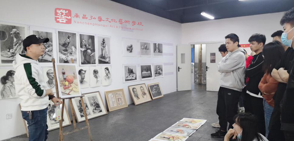 到底该不该选择艺考复读,高三艺术生复读学籍怎么办