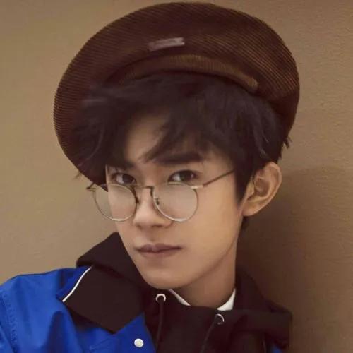 鍥涢腑cp鐗垫墜鍔ㄥ浘,鍥涢腑cp瀹為敜