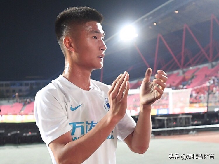 一方新帅卡拉斯科,一支球队三个全明星首发