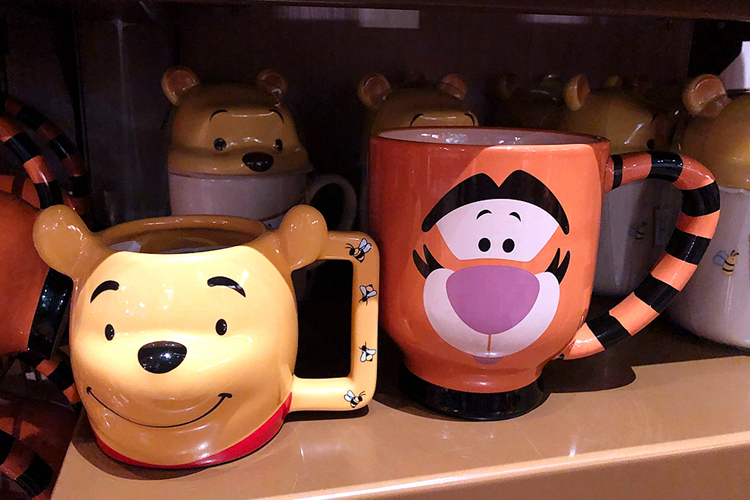 上海迪士尼之旅极速光轮,上海迪士尼项目七个小矮人