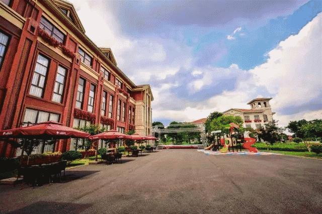 查理和巧克力工厂亲子体验,查理和巧克力工厂有实景吗