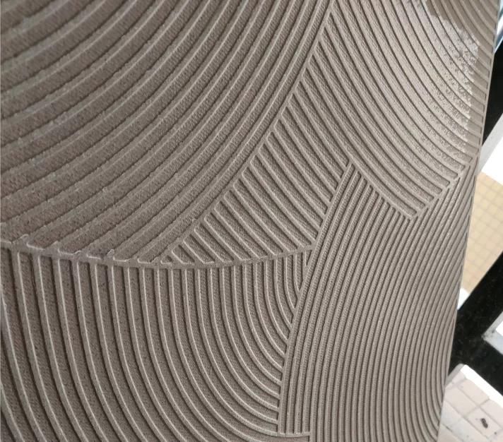 用瓷砖胶贴瓷砖要不要刷背胶,使用瓷砖胶的正确方法