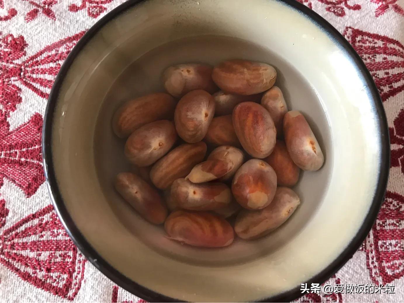 菠萝蜜的核是不是和板栗一个味道,菠萝蜜核和板栗可以一起吃吗