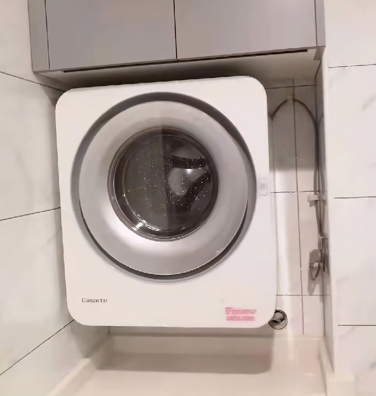 壁挂洗衣机会掉下来吗,卡萨帝壁挂式洗衣机能洗什么