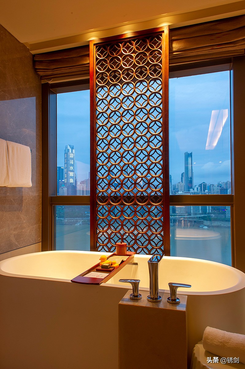 重庆丽晶酒店五星,玩转重庆丽晶酒店