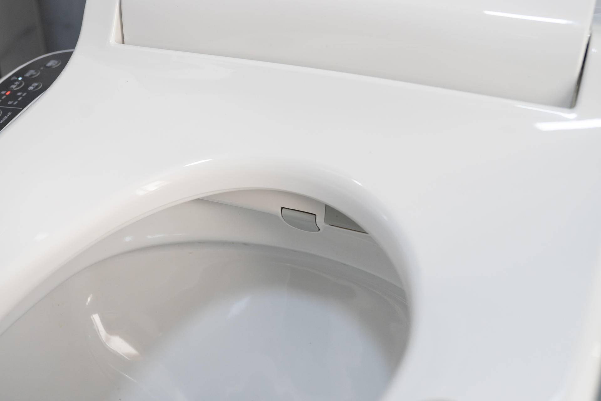 智能按摩，记录健康数据，这款智能马桶让你用了就再也忘不掉