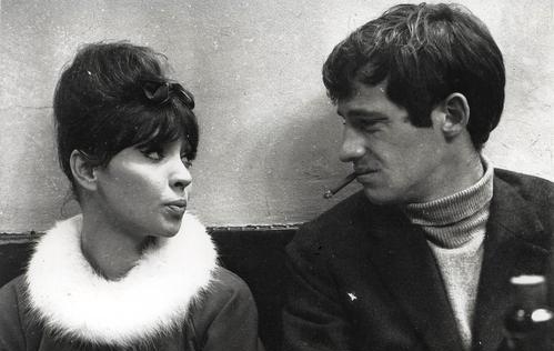 安娜卡里娜戈达尔年龄变化,安娜卡列尼娜去世新闻