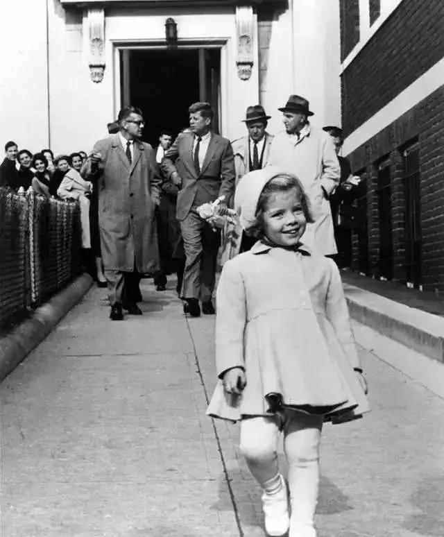 惊艳时光和温暖岁月,温暖了岁月惊艳了时光出自哪里