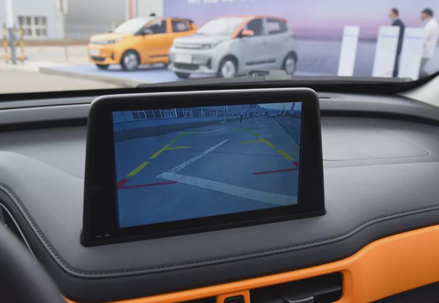 雷丁芒果售价2.98万元续航300公里,雷丁芒果三款车型落地价格