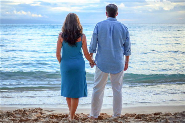 男人背叛婚姻还要离婚什么心理,男人背叛离婚会后悔吗