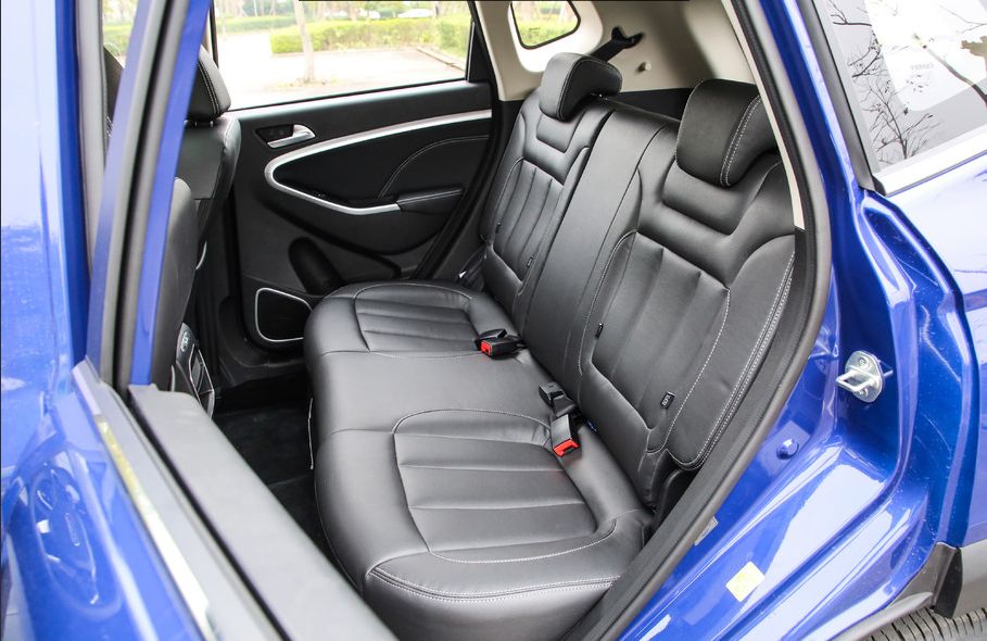 走重庆最堵的路，开四川最野的“马”，试驾野马博骏