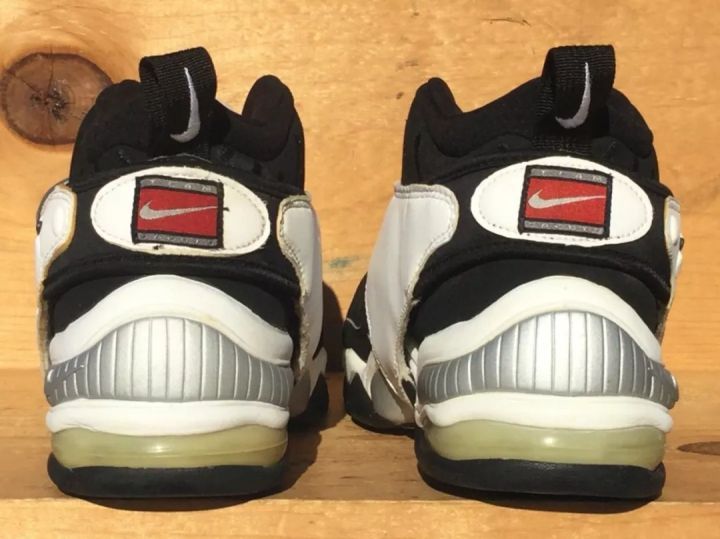 昙花一现的配件极致,篮球鞋穿过的酷炫“小马甲”大盘点