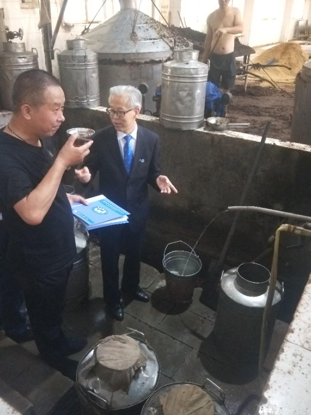 酱香型白酒冬天放车里,酱香型白酒放后备箱可以吗